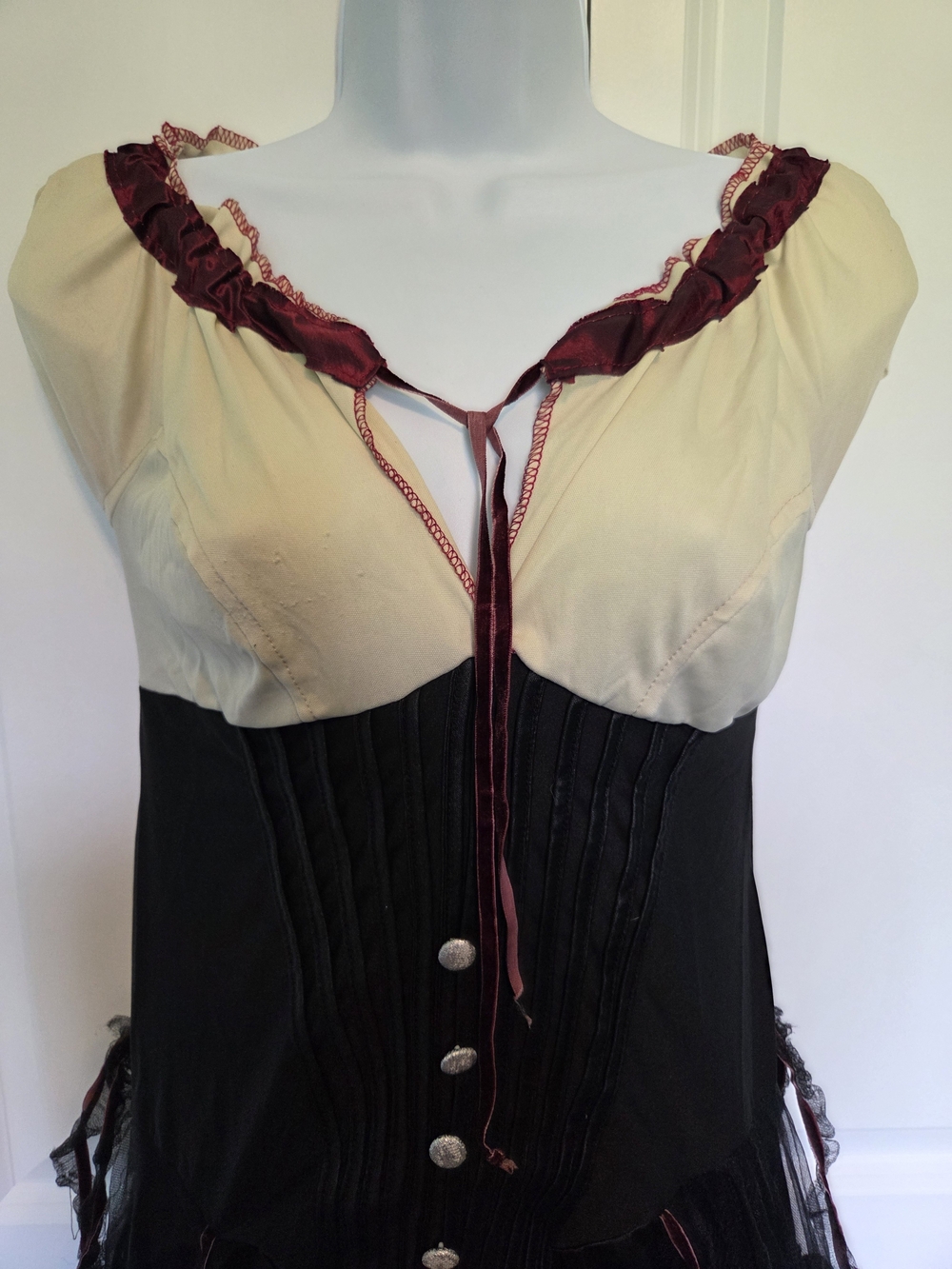 Vintage-Inspired Saloon Costume Dress - Picture 2 of 6